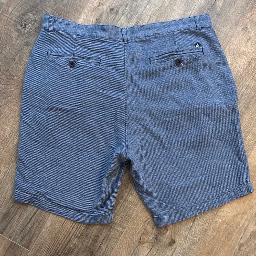 Sperry Men’s Size 36 Twill Blue Flat Front Shorts for Casual Style - Picture 6 of 14